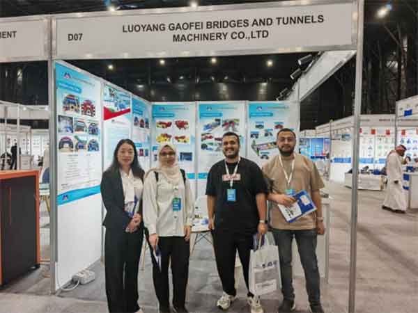 展會(huì)現(xiàn)場